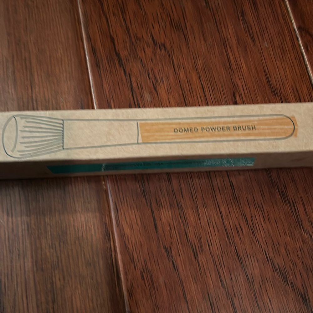 The Body Shop Make Up brush